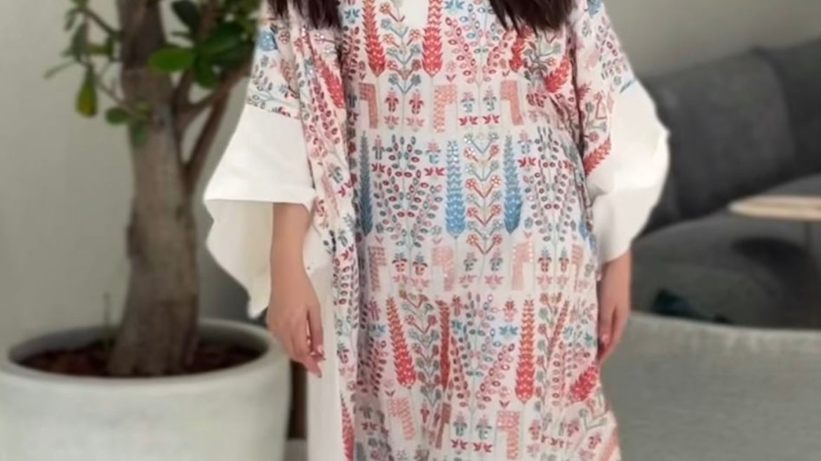 Muccii.com: Your Online Oasis for Exquisite Kaftans in Saudi Arabia