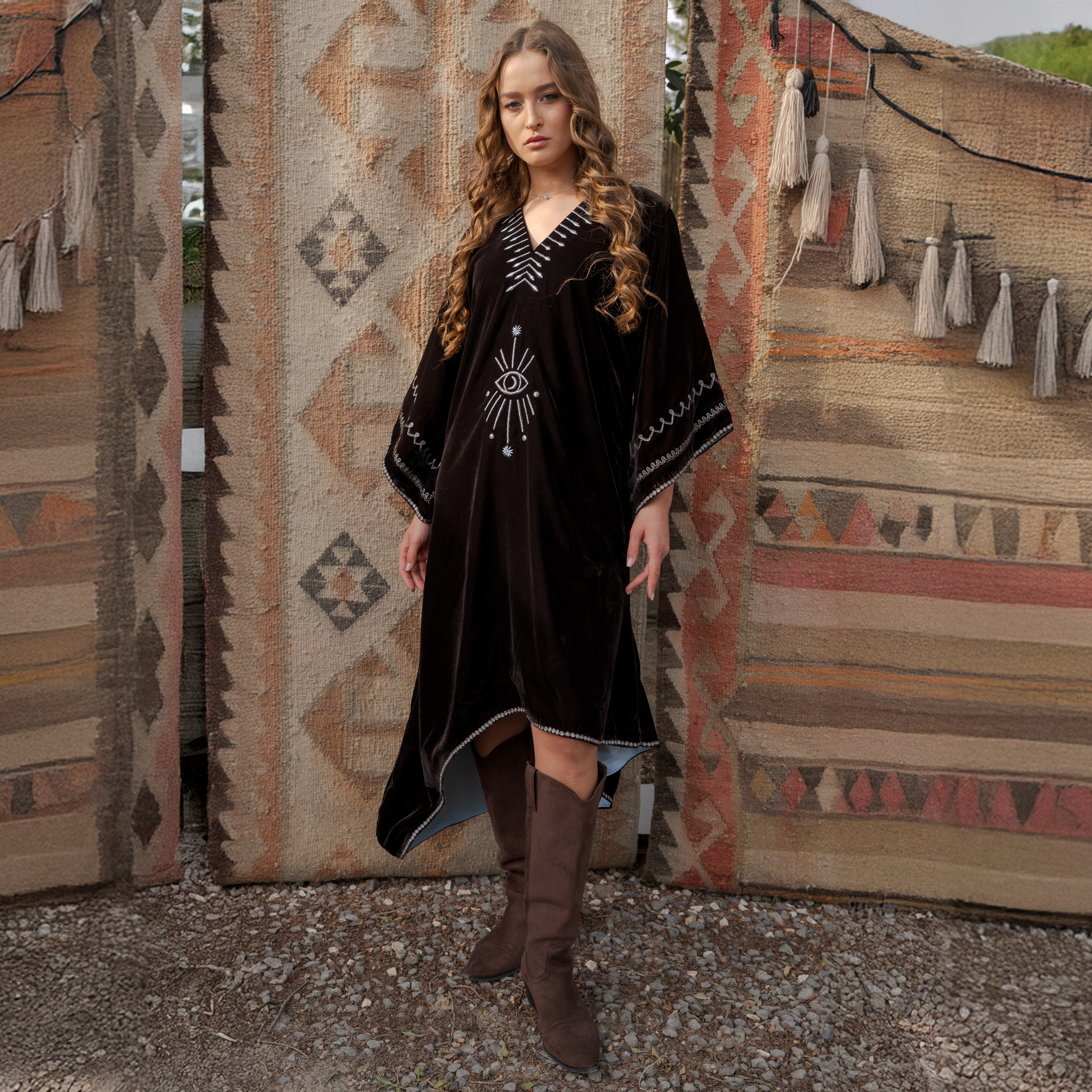 two models wearing Yalwah Kaftan during photoshoot session in Kuwait